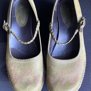 ECCO Maryjane shoes